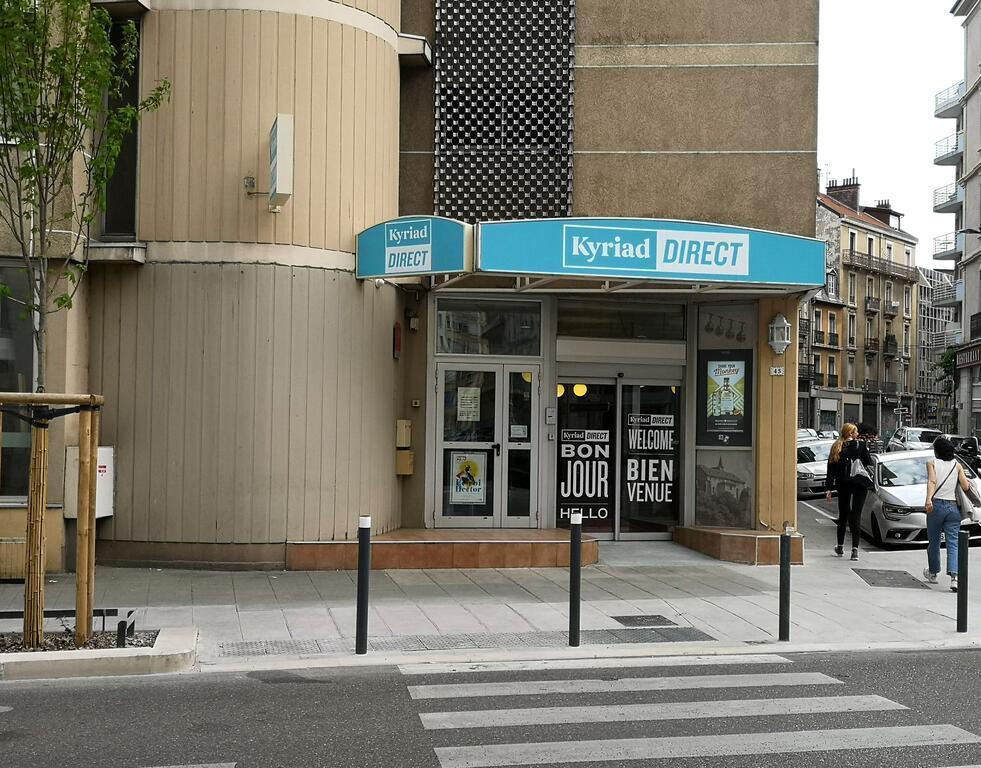 Kyriad Direct Grenoble Exteriör bild